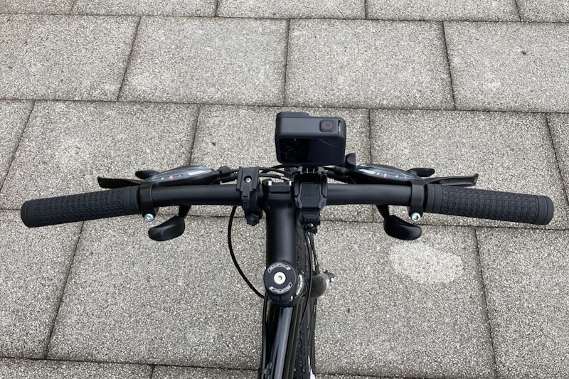 格安 `GoPro青色六角レンチ付アルミ削出し 自転車 バイク用ハンドル