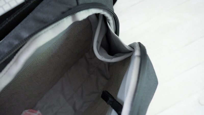 Peak DesignのEveryday slingのポケット