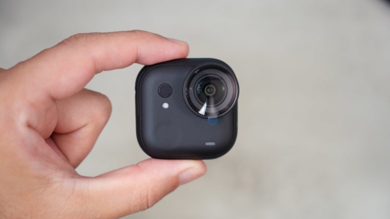 Insta360 GO Ultraの正面