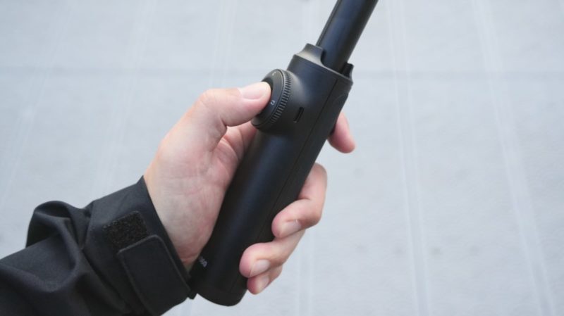 Insta360 X5のフリーフレーム自撮り棒の手元でできる操作ボタン