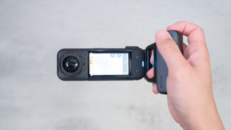 X5と撮影グリップ